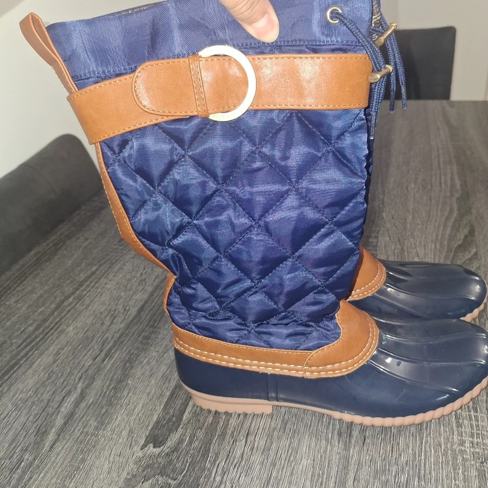 Navy and Brown / Rubber & Quilted Boots- W Sz 8
